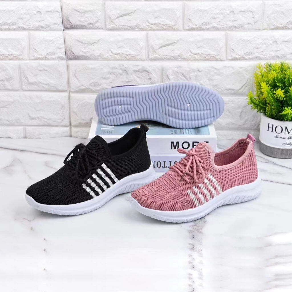 Aoft-soled Fashion Shoe