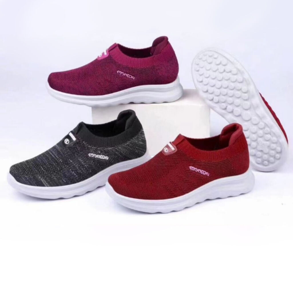 Ladies Travel Sneaker